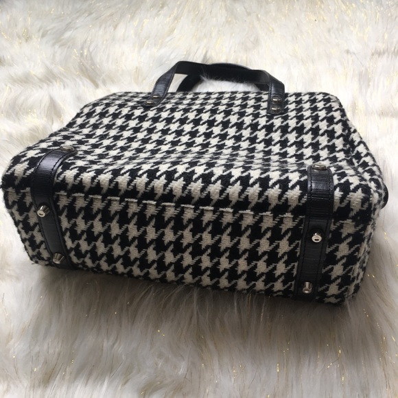 Maxx New York Black and White Handle Bag - Picture 3 of 7